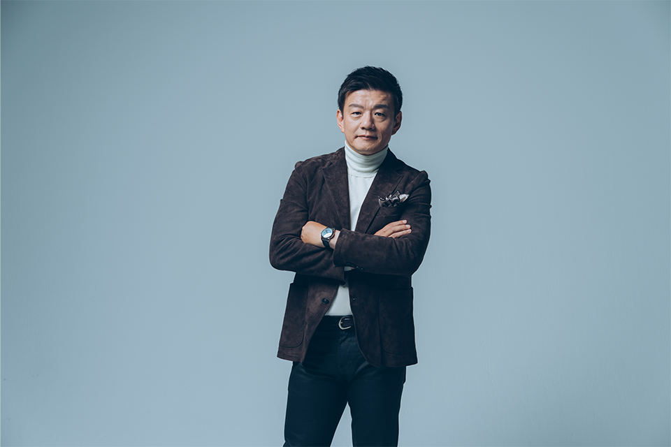 Photographic image of CEO Tsuyoshi Morioka